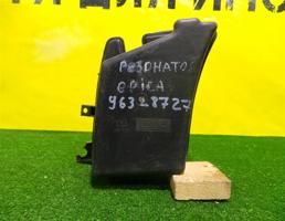 Резонатор воздушного фильтра для Chevrolet Epica 2006  запчасти бу