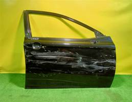 Дверь передняя правая для Toyota Camry V70 2017  запчасти бу