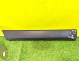 Накладка двери задней правой для Volvo XC60 2008  запчасти бу