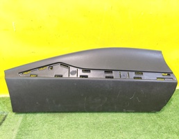 Накладка двери задней правой для Renault Kaptur 2016  запчасти бу