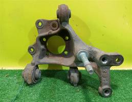 Кулак поворотный задний левый для Toyota Camry V70 2017  запчасти бу