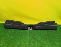 Обшивка багажника для Toyota RAV4 2018  запчасти бу