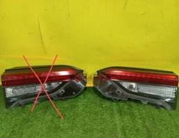 Фонарь задний внутренний правый для Toyota RAV4 2018  запчасти бу