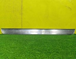 Накладка порога (внутренняя) для MERСEDES BENZ C-Class (W205) 2013  запчасти бу