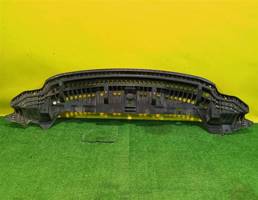 Пыльник переднего бампера для Toyota Corolla E18 2013  запчасти бу