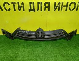 Решетка радиатора для Citroen C4 2010  запчасти бу