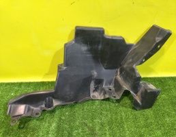 Дефлектор радиатора для Mitsubishi Pajero/Montero Sport (KS) 2019  запчасти бу