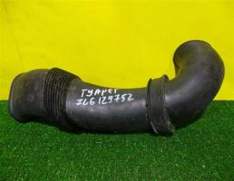 Патрубок воздушного фильтра для Volkswagen Touareg GP 2002  запчасти бу