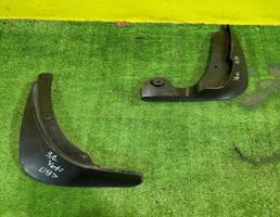 Брызговик (к-кт) для Skoda Yeti 2009  запчасти бу