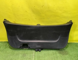 Обшивка двери багажника для Kia Ceed 3 CD 2018  запчасти бу