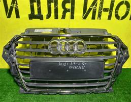 Решетка в бампер центральная для Audi A3 (8V) 2013  запчасти бу