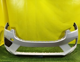 Бампер передний для Volvo XC60 2017  запчасти бу