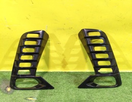 Накладка противотуманной фары для Lexus LX570 2015  запчасти бу