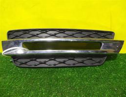Решетка в бампер правая для MERСEDES BENZ GL-Class (X166) 2012  запчасти бу