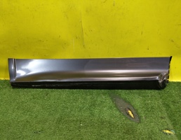 Накладка двери задней правой для Porsche Cayenne 3 PO536 2017  запчасти бу