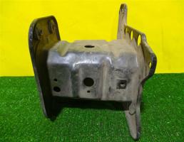 Кронштейн усилителя переднего бампера правый для Chevrolet Captiva (C100) 2006  запчасти бу