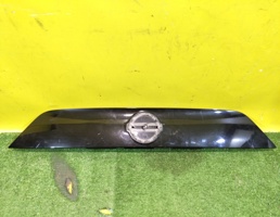 Накладка двери багажника для Nissan Qashqai (J11) 2014  запчасти бу