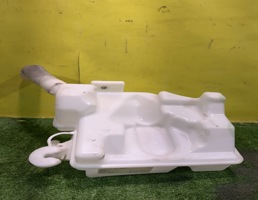 Бачок омывателя лобового стекла для Volkswagen Polo (Sed RUS) 2011  запчасти бу