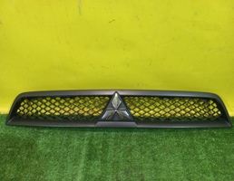 Решетка радиатора для Mitsubishi Lancer X (CY) 2007  запчасти бу