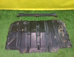 Защита картера для Mazda 3 BL 2011  запчасти бу