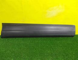 Накладка двери передней правой для Volkswagen Tiguan NF 2007  запчасти бу