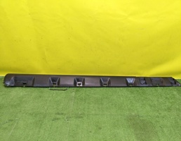 Накладка порога левая для Renault Sandero Stepway 2014  запчасти бу