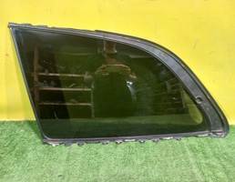 Стекло кузовное глухое левое для MERСEDES BENZ GLS-Class (X167) 2019  запчасти бу