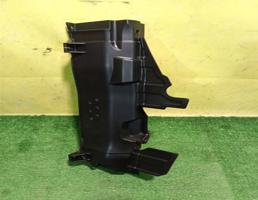 Воздуховод радиатора правый для Kia Sorento MQ4  2020  запчасти бу