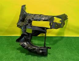 Кронштейн фары противотуманной левой для BMW X5 G05 2018  запчасти бу