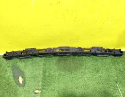 Кронштейн заднего бампера центральный для Chevrolet Cruze 2009  запчасти бу