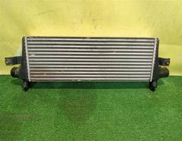 Интеркулер для Toyota Hilux Pick Up 2015  запчасти бу