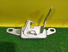 Замок капота для Renault Duster 2010  запчасти бу