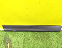 Накладка двери задней левой для Nissan X-Trail (T32) 2014  запчасти бу