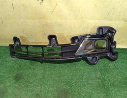 Решетка в бампер левая для Toyota Land Cruiser (200) 2015>  запчасти бу