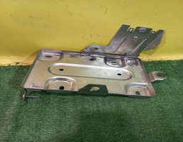 Площадка АКБ для Lada Granta 2011-  запчасти бу