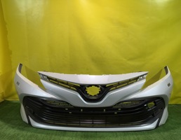 Бампер передний для Toyota Camry V70 2017  запчасти бу