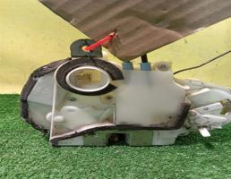 Замок двери задней левой для Honda Civic 5D 2006  запчасти бу