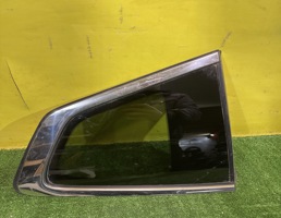 Стекло кузовное глухое правое для Nissan Qashqai (J11) 2014  запчасти бу