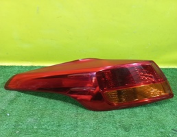 Фонарь задний наружный левый для Toyota RAV4 2013  запчасти бу
