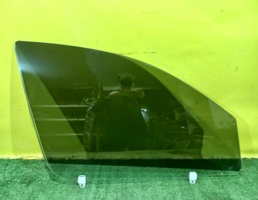 Стекло двери передней правой для Mitsubishi Outlander XL (CW) 2007  запчасти бу