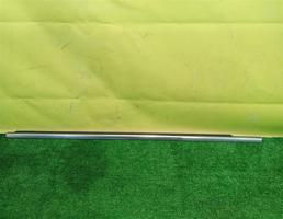 Накладка стекла переднего левого для MERСEDES BENZ GL-Class (X166) 2012  запчасти бу