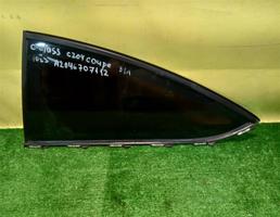 Стекло кузовное глухое левое для MERСEDES BENZ C-Class (W204) 2011  запчасти бу