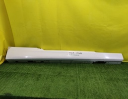 Накладка порога правая для BMW 3 E92/E93 2006  запчасти бу