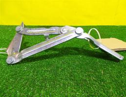 Петля капота правая для MERСEDES BENZ Sprinter W906 2006  запчасти бу