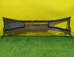 Жабо для Chevrolet Niva 2009  запчасти бу