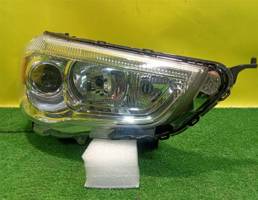 Фара правая для Mitsubishi ASX 2010  запчасти бу