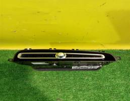 Дефлектор воздушный для Volvo XC40 2017  запчасти бу