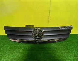 Решетка радиатора для MERСEDES BENZ A-Class (W169) 2004  запчасти бу