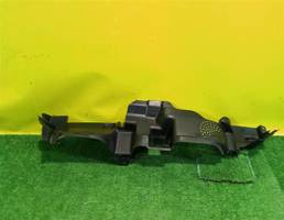 Дефлектор радиатора для Mitsubishi ASX 2010  запчасти бу