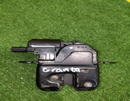 Замок багажника для Lada Granta 2011-  запчасти бу